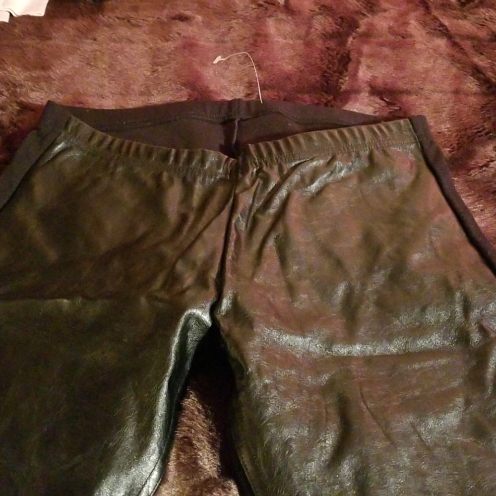 Black faux leather paneled leggings